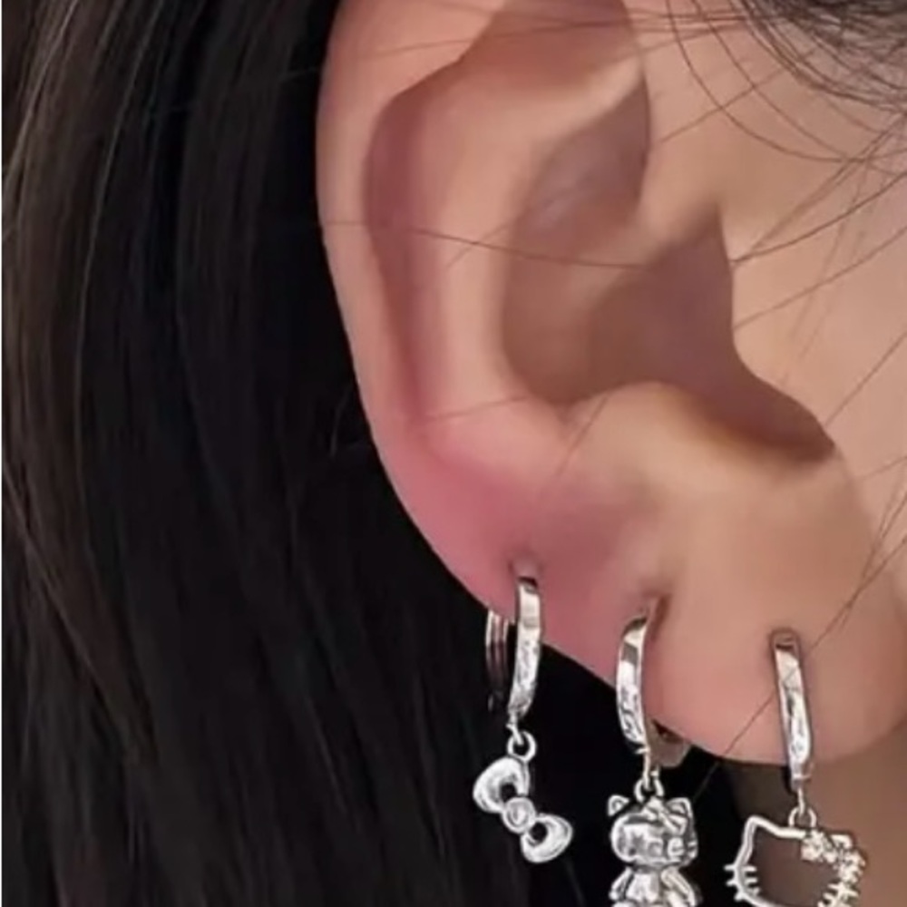Hello Kitty Silver Charm Rings - Picture 3 of 3